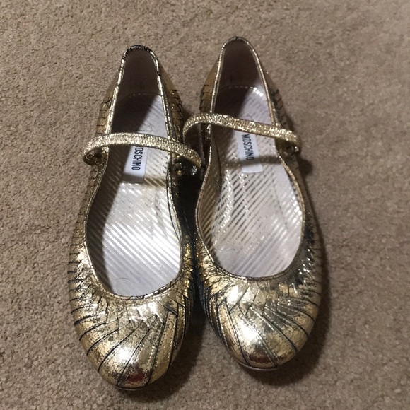 ⚡️FINAL PRICE⚡️ Moschino Vintage Gold Ballet Flats - Picture 2 of 15